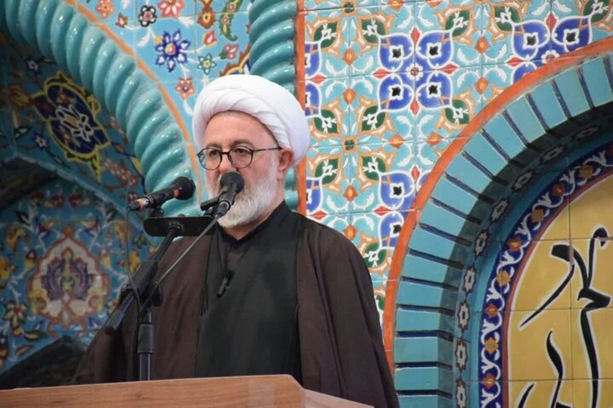 رئیس دانشگاه علوم پزشکی شاهرود با اشاره به انتقال امام جمعه شاهرود به بیمارستان در پی واژگونی خودروی وی، گفت: حال عمومی حجت الاسلام امینی مساعد است.