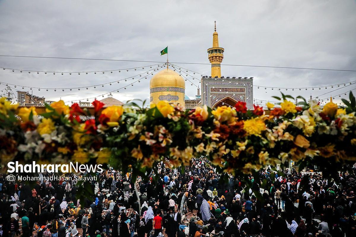 آمار ورودی زائران به خراسان رضوی از یک میلیون و ۳۲۲ هزار نفر گذشت (یکم فروردین ۱۴۰۴)