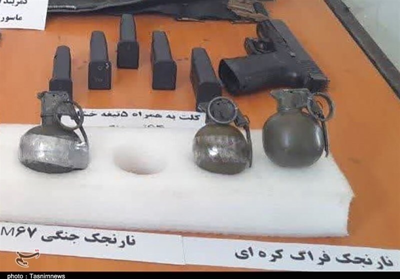 تجهیزات کشف شده از تیم تروریستی در کردستان + تصاویر تجهیزات کشف شده از تیم تروریستی در کردستان + تصاویر