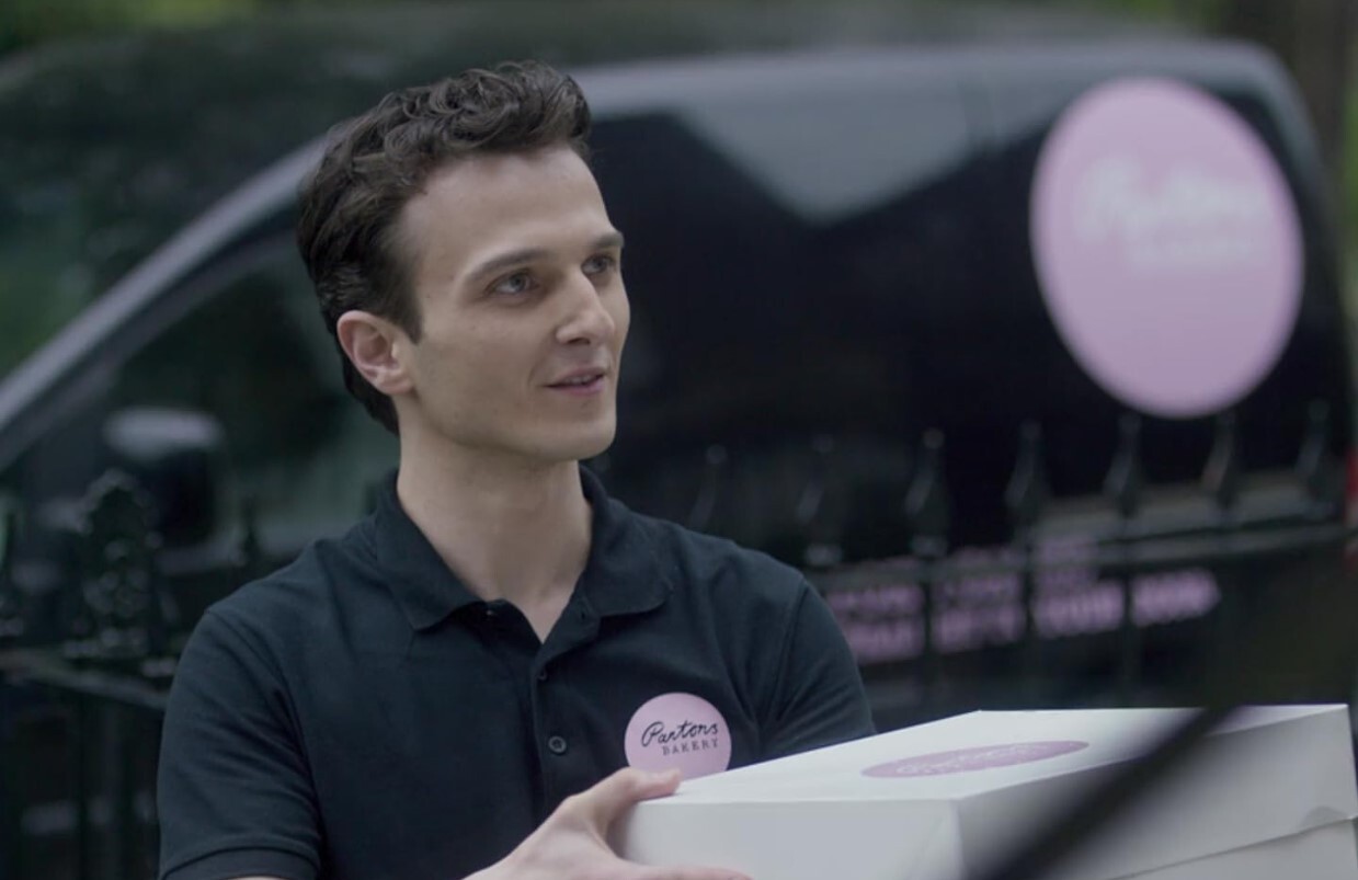 معرفی 10 قسمت برتر سریال «آینه سیاه» (Black Mirror) در سال 1404 معرفی 10 قسمت برتر سریال «آینه سیاه» (Black Mirror) در سال 1404