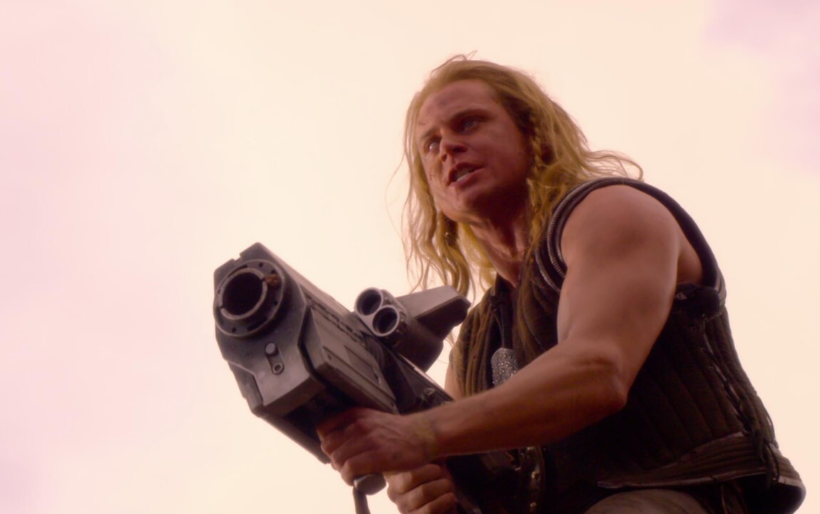 معرفی 10 قسمت برتر سریال «آینه سیاه» (Black Mirror) در سال 1404 معرفی 10 قسمت برتر سریال «آینه سیاه» (Black Mirror) در سال 1404