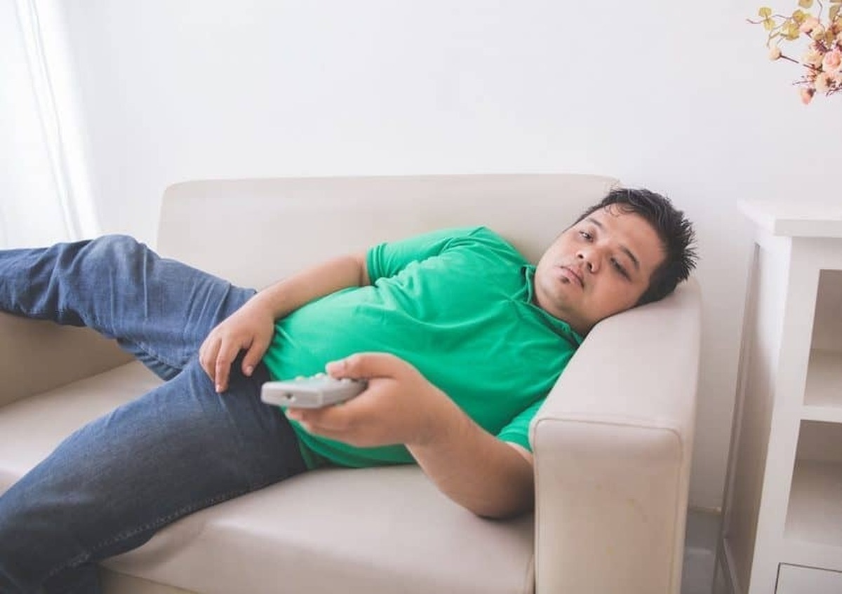 بی تحرکی روزانه به اندازه ۲۰۰ سیگار به بدن آسیب می‌زند