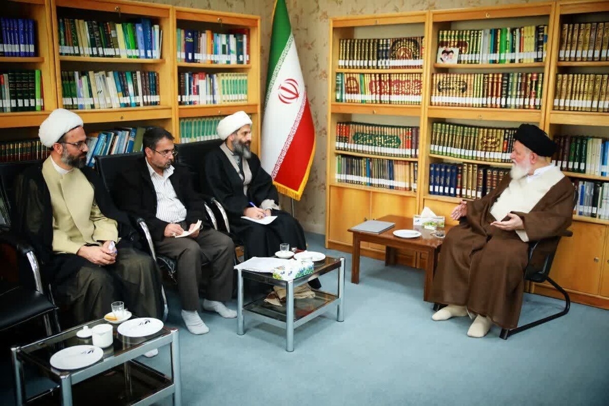 آیت&zwnj;الله علم&zwnj;الهدی: تدبر در قرآن باید کنار قرائت نهادینه شود | احیای جریان قرآنی در مساجد، نیازمند مشارکت مردمی است