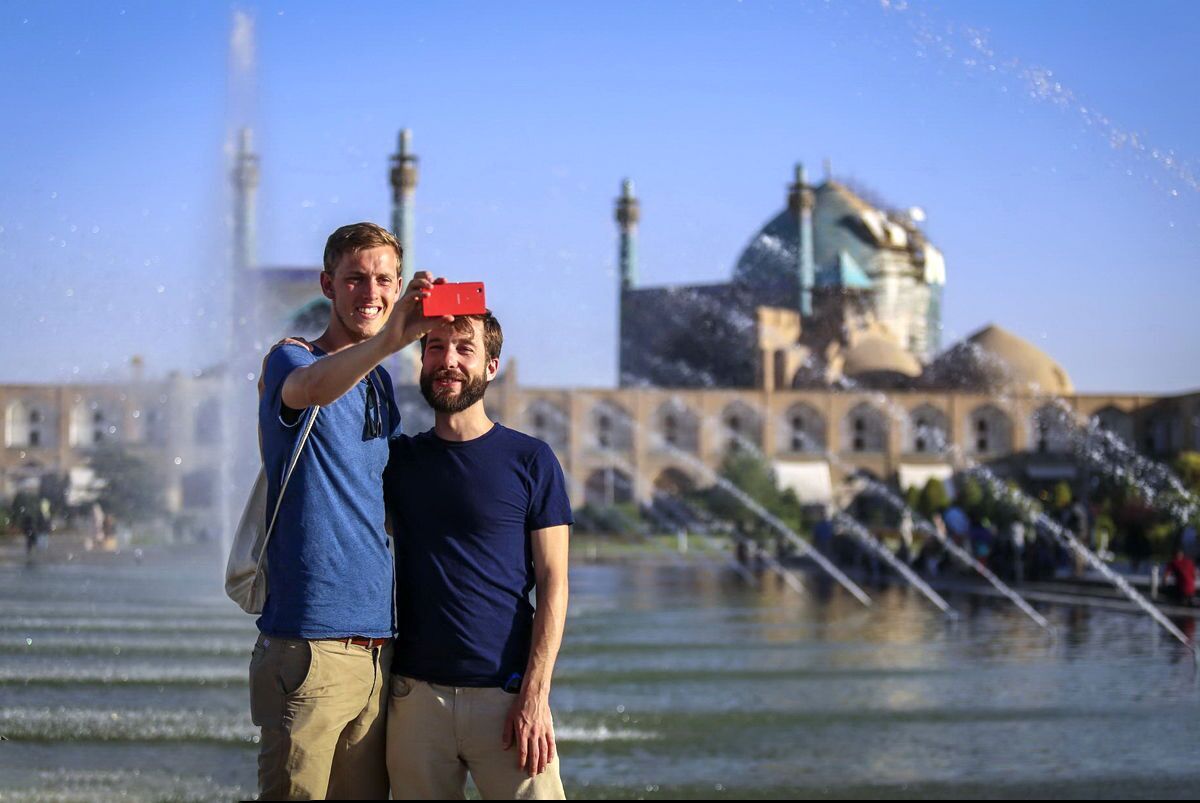 تخصیص کارت سوخت هوشمند به گردشگران خارجی در ایران