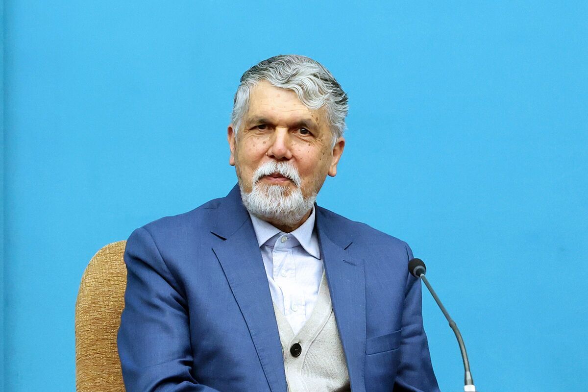 وزیر فرهنگ: استاد مهدوی‌راد پلی بین حوزه و دانشگاه است