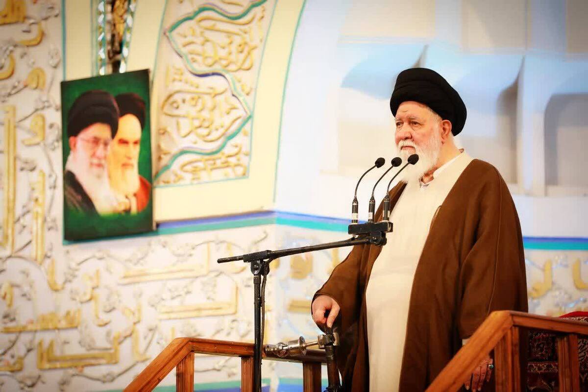 آیت&zwnj;الله علم&zwnj;الهدی: هیچ بحران غیرقابل حل اقتصادی در کشور وجود ندارد | اعتراض مردم نباید ابزار فتنه&zwnj;انگیزی دشمن شود
