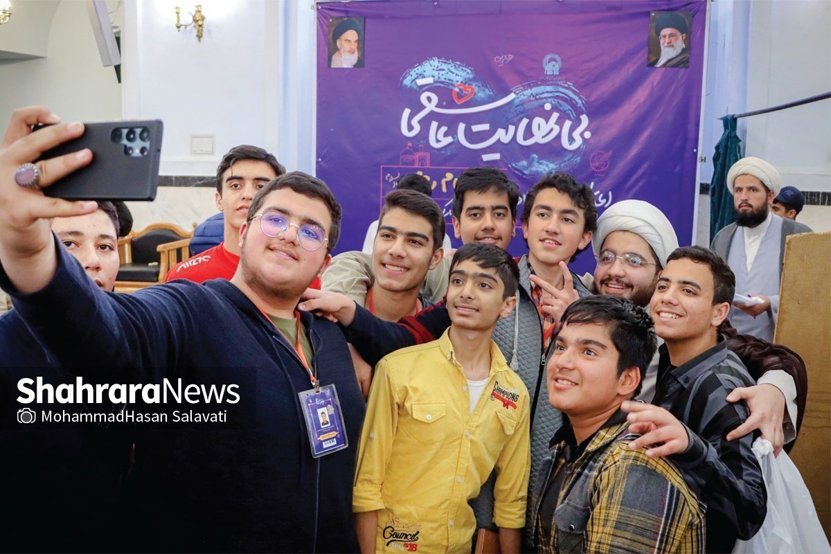 ثبت&zwnj;نام اعتکاف &laquo;بی&zwnj;نهایت عاشقی&raquo; ویژه نوجوانان در حرم امام&zwnj;رضا(ع) آغاز شد