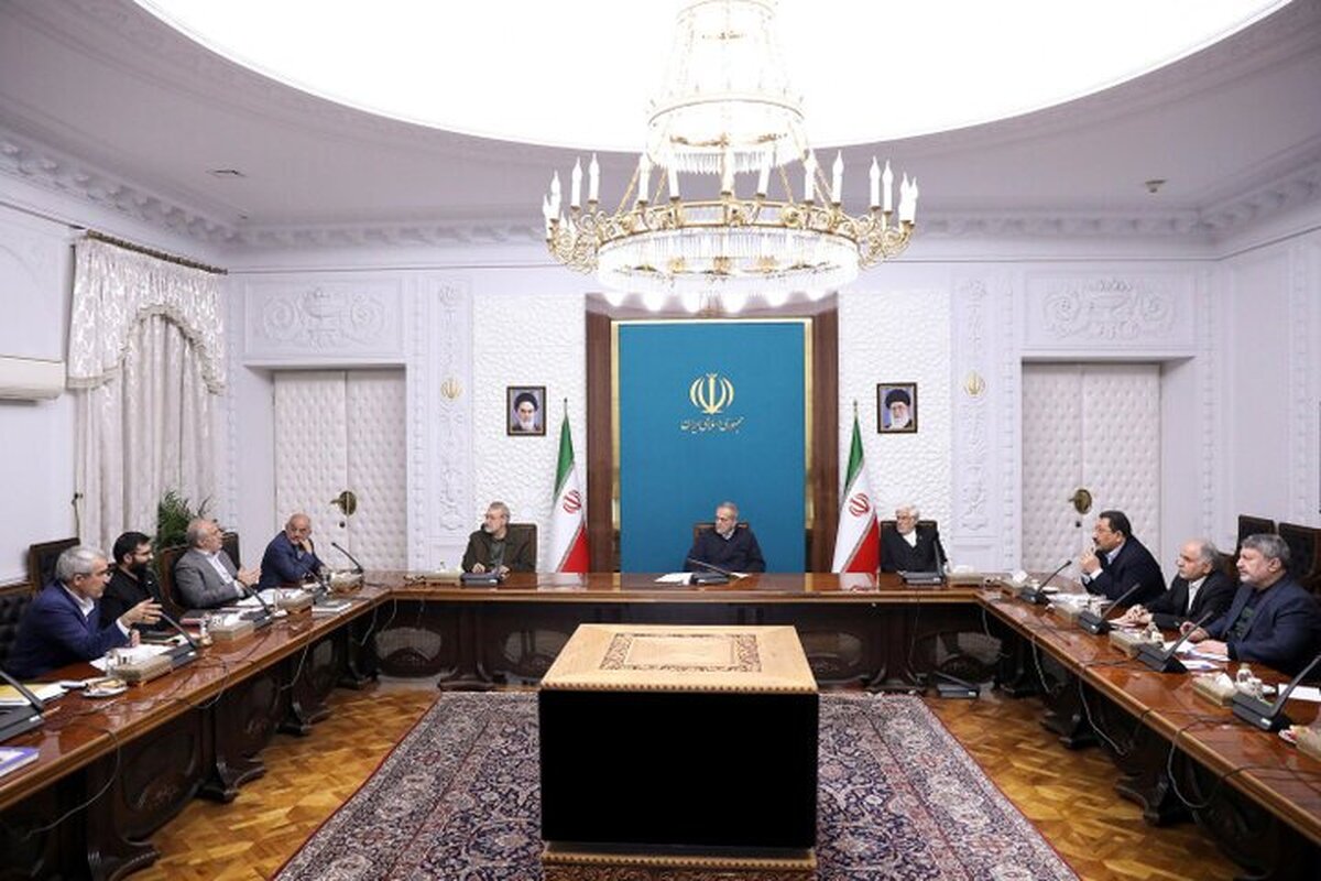 پزشکیان: رصد لحظه&zwnj;ای اجرای طرح اقتصادی تا ثبات کامل بازار ادامه یابد