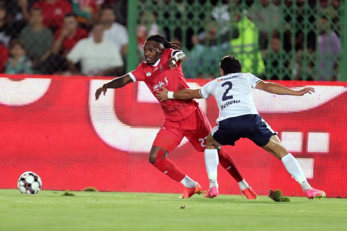 قیمت ۴۰۰ هزاردلاری پرسپولیس روی بیفوما