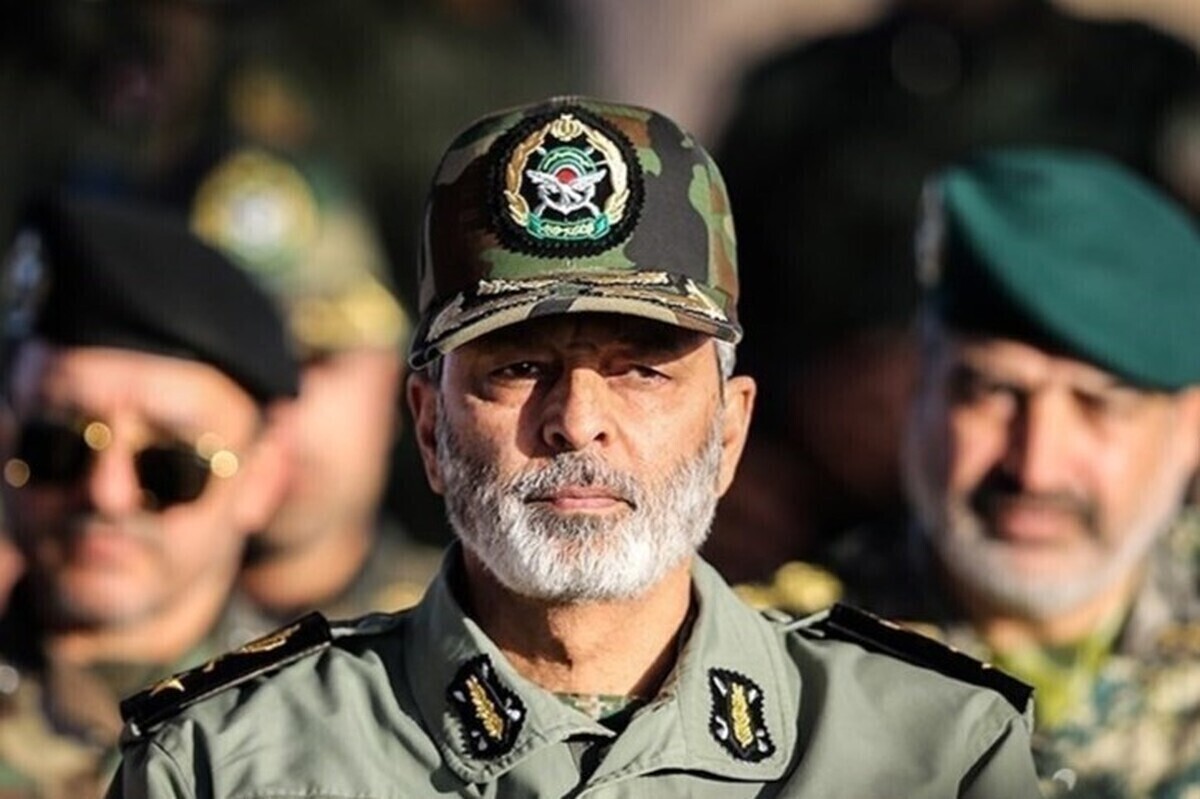 رئیس ستاد کل نیروهای مسلح: حافظان امنیت به هیچ تروریستی مجال میدان&zwnj;داری نخواهند داد