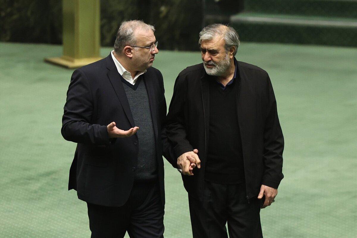 نماینده مجلس: تجمعات قانونی خط بطلانی بر رفتارهای فراقانونی است