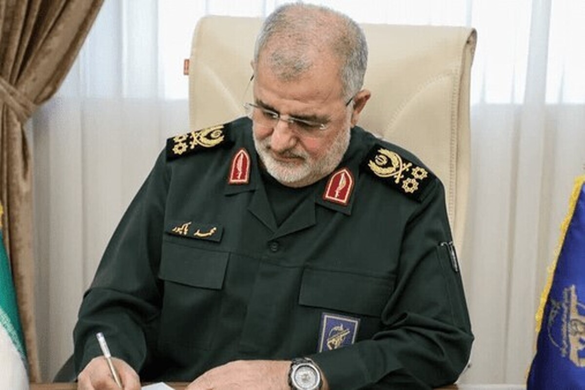 سرلشکر پاکپور: شهادت فرزند برومند شهید شوشتری و دیگر شهدای امنیت، سند عزت و افتخار ایرانیان است