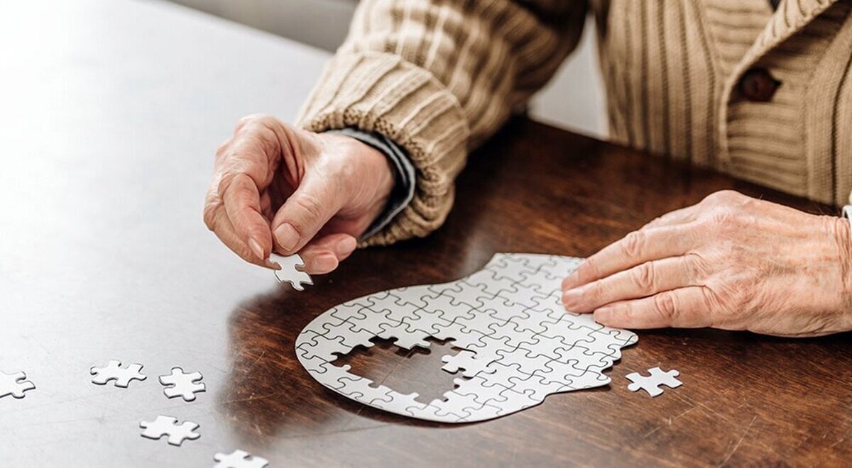 ۷ عادت مفید برای پیشگیری از آلزایمر
