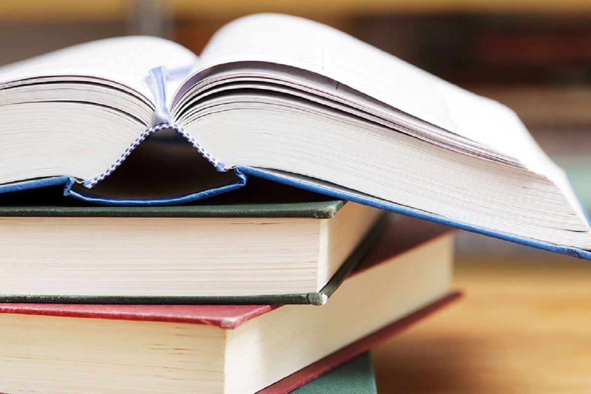 رمان «آتش و عشق» منتشر شد