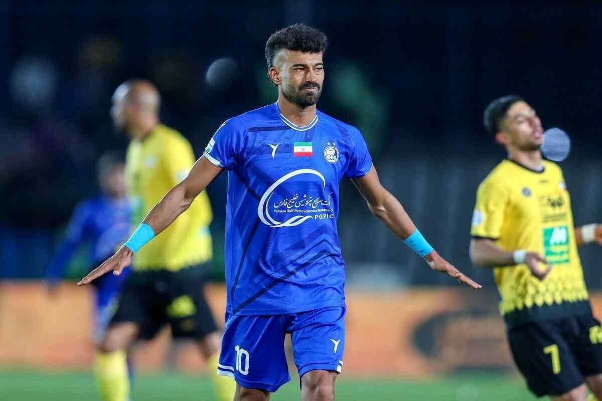 حاشیه‌های بی‌پایان رضاییان در استقلال | حذف عشق قسم‌خورده!