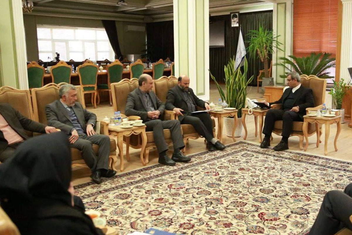 استاندار خراسان رضوی: اولویت نخست استان مدرسه‌سازی و تکمیل پروژه‌های آموزشی است