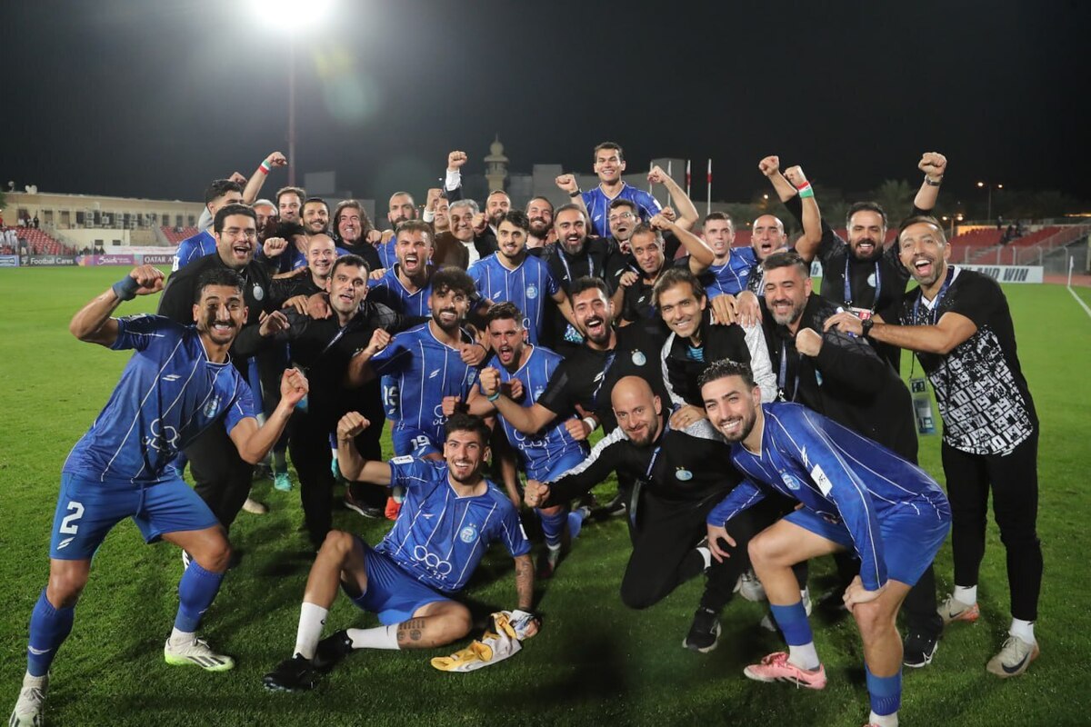 نارضایتی بازیکنان و مربیان استقلال از بازی در شهرقدس | از زمین صاف به زمین ناهموار