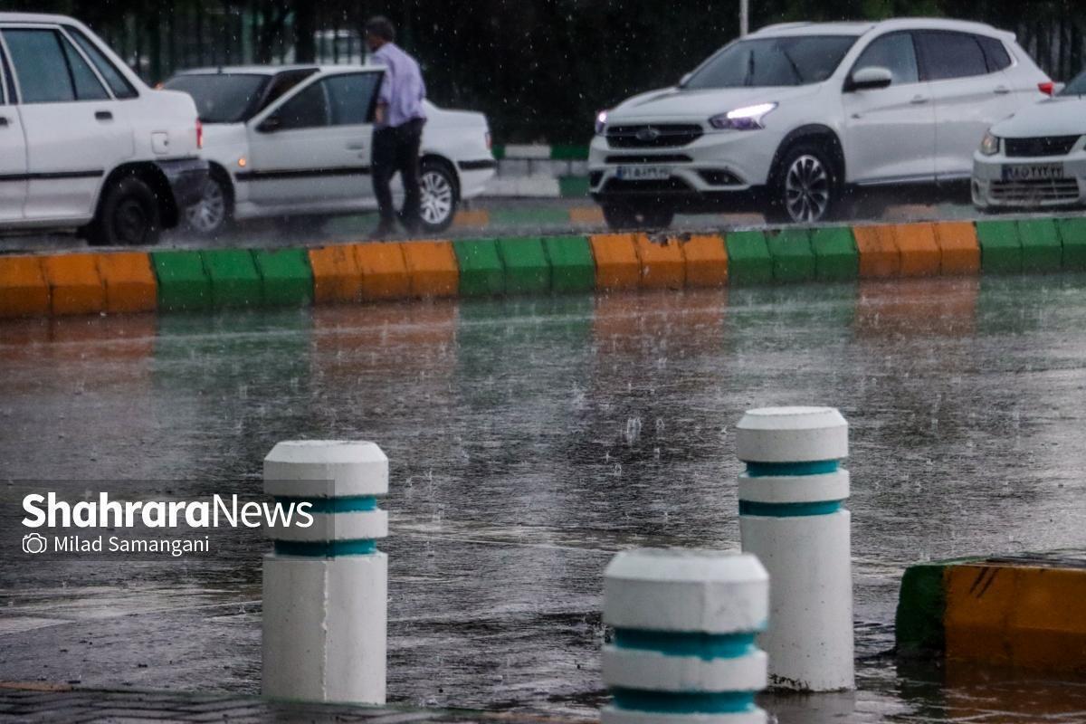 صدور هشدار سطح زرد هواشناسی در خراسان رضوی درپی پیش‌بینی رگبار باران (شنبه، ۶ دی ۱۴۰۴)