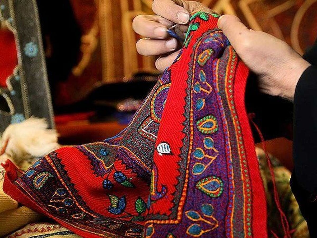 فعالیت در رشته صنایع دستی، خانواده محور است