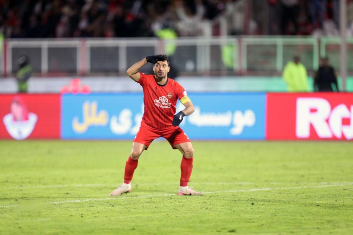 پرسپولیسی&zwnj;ها شجاع را آنفالو می&zwnj;کنند