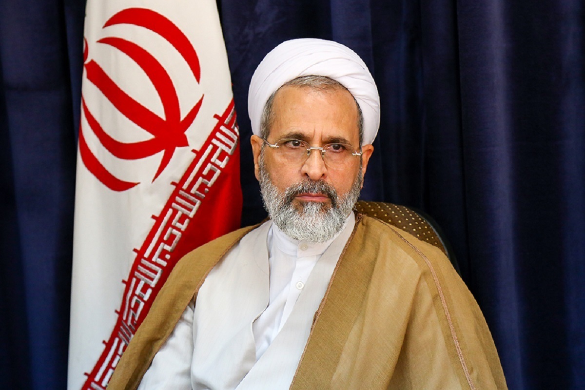 نامه آیت&zwnj;الله اعرافی به شیخ الازهر و ابراز نگرانی از برنامه&zwnj;های جانبی جام جهانی ۲۰۲۶