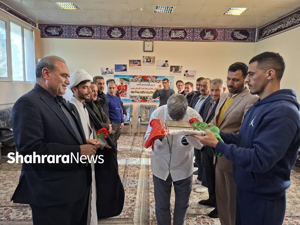 آزادی ۸ زندانی توسط مدافع نیشابوری تیم ملی + عکس