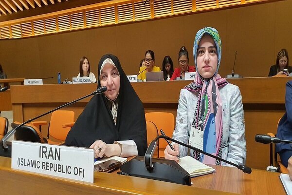 انتخاب یک مسیر درست توسط زنان ایرانی با محوریت فرهنگ ملی و دینی