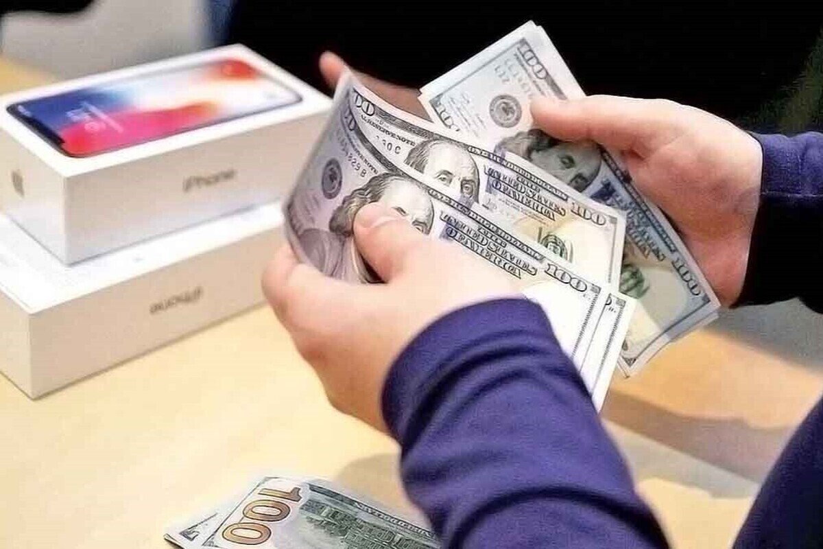 استمرار موانع واردات موبایل | ارز تک نرخی، رقابت در بازار را شفاف&zwnj;تر می&zwnj;کند