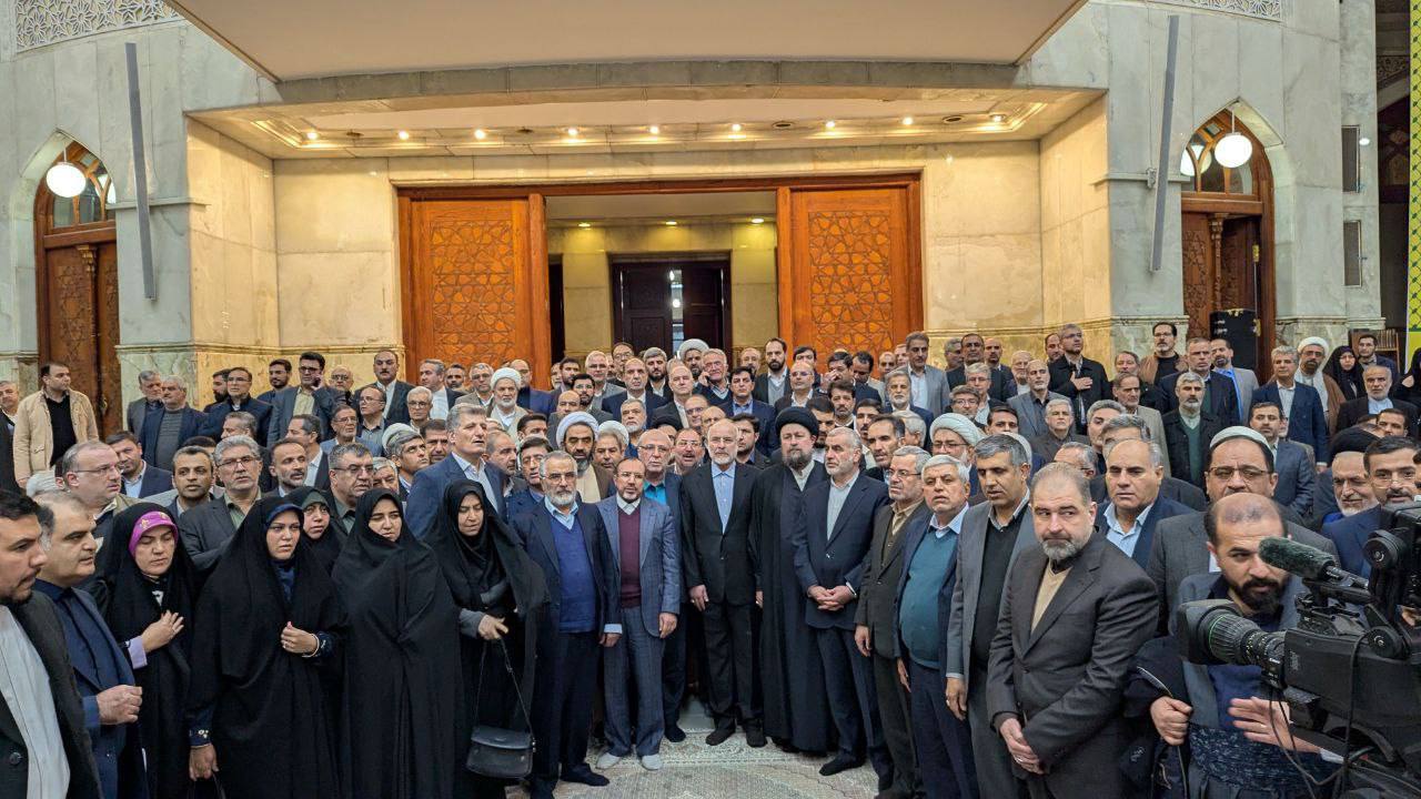تجدید میثاق رئیس و نمایندگجان مجلس شورای اسلامی با آرمان های امام خمینی (ره)