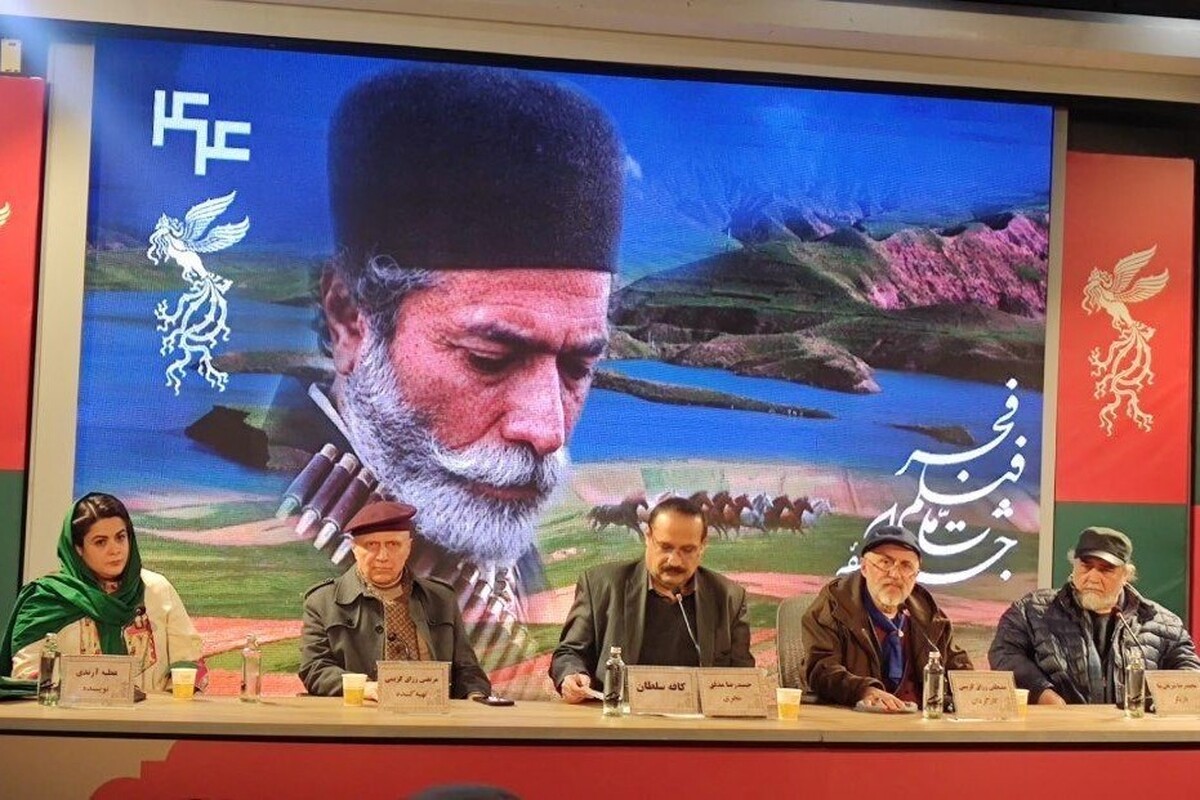 شریفی نیا در نشست خبری فیلم &laquo;کافه سلطان&raquo;: دو قطبی کردن جامعه خوب نیست