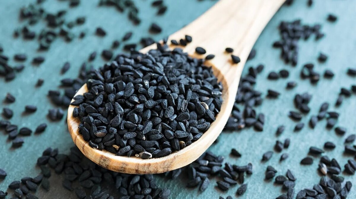 کاهش درد و بهبود عملکرد زانو با مصرف کپسول روغن سیاه‌دانه