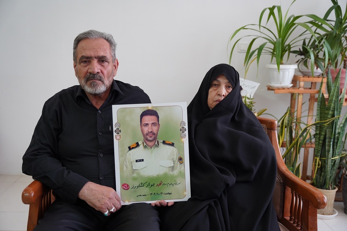 ساعاتی با خانواده سردار شهید &laquo;جواد کشاورز&raquo;، رئیس پلیس موادمخدر مشهد که به دست اغتشاشگران به شهادت رسید | انگار برای شهادت آمده بود + فیلم