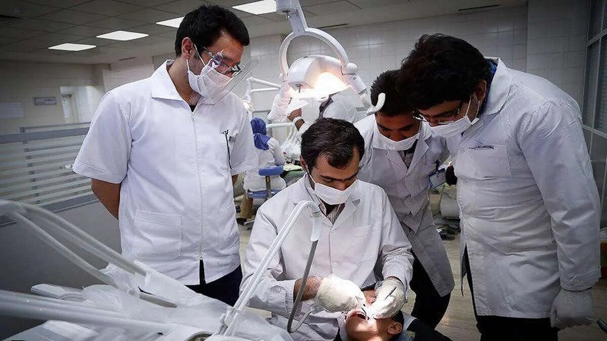 هشدار یک نماینده مجلس نسبت به کاهش ظرفیت رشته&zwnj;های پزشکی و دندانپزشکی