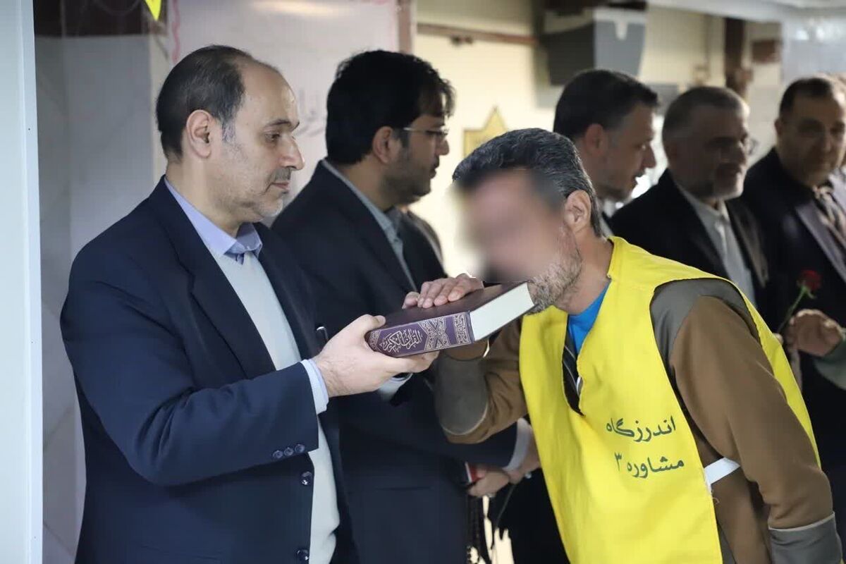 آزادی ۸۲۰ زندانی نیازمند از زندان&zwnj;های خراسان رضوی هم&zwnj;زمان با سالروز پیروزی انقلاب اسلامی و اعیاد شعبانیه