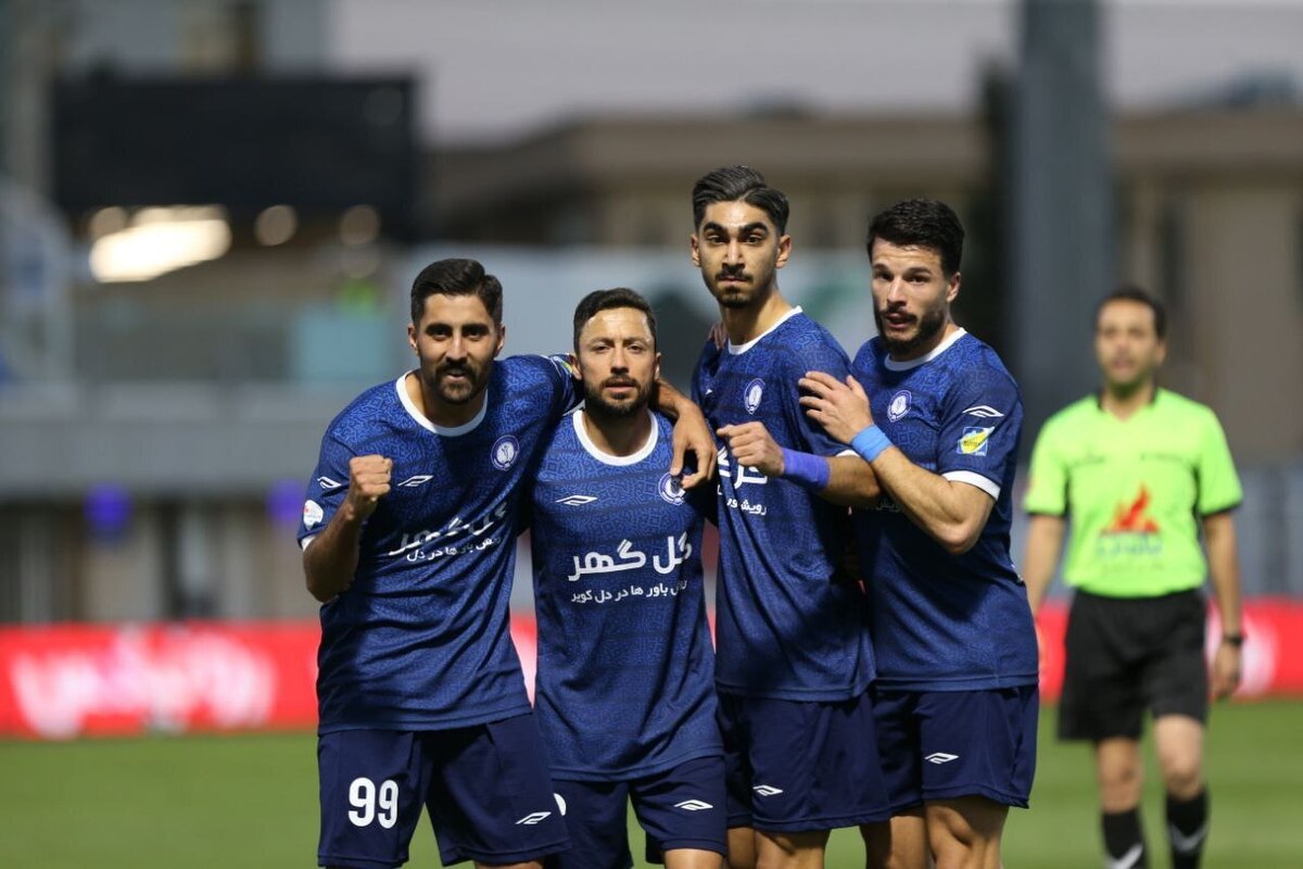 گل&zwnj;گهر صدرنشین جدید لیگ&zwnj;برتر
