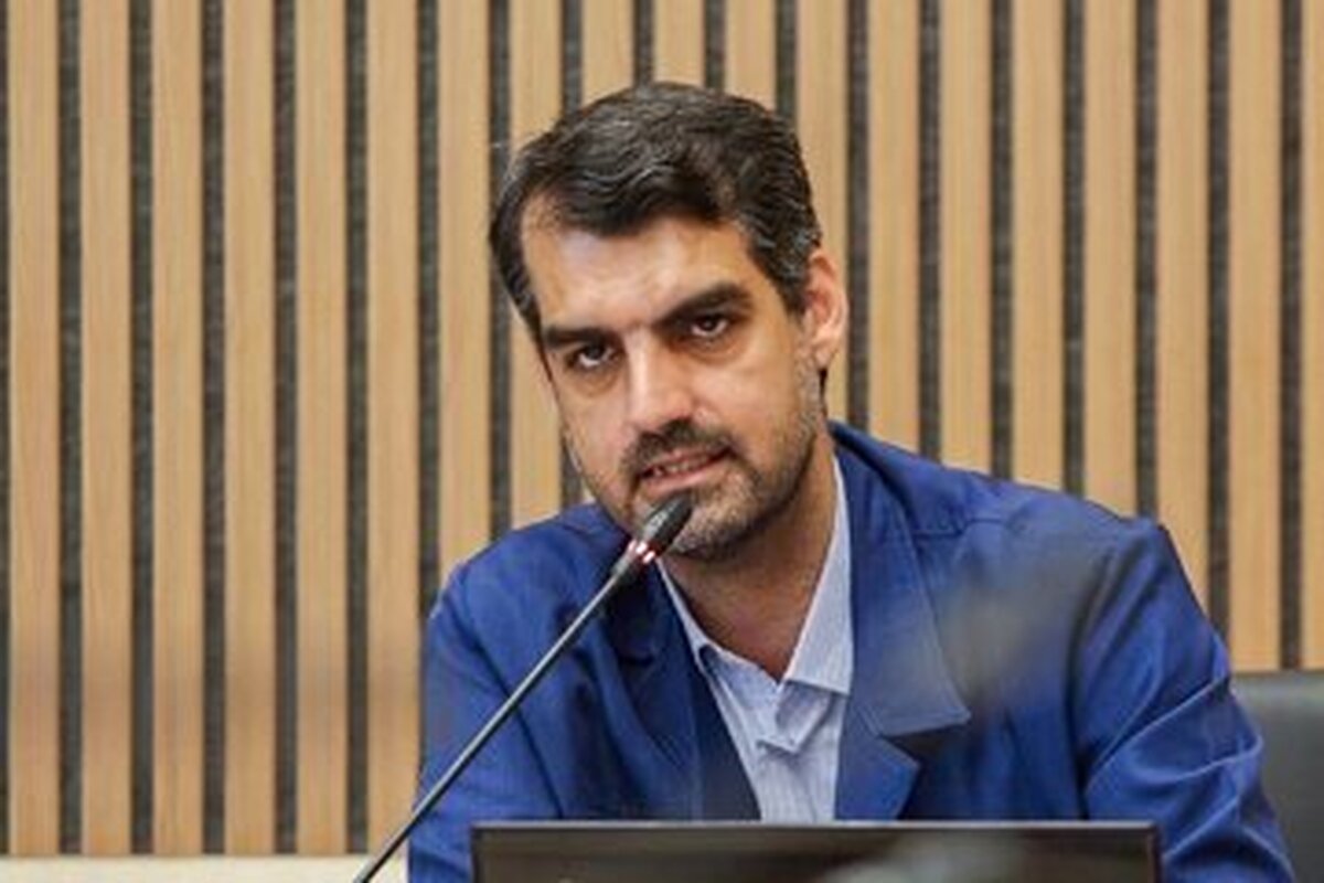 انتقاد نماینده مردم قم از تمرکز دوربین صداوسیما روی زنان بی&zwnj;حجاب