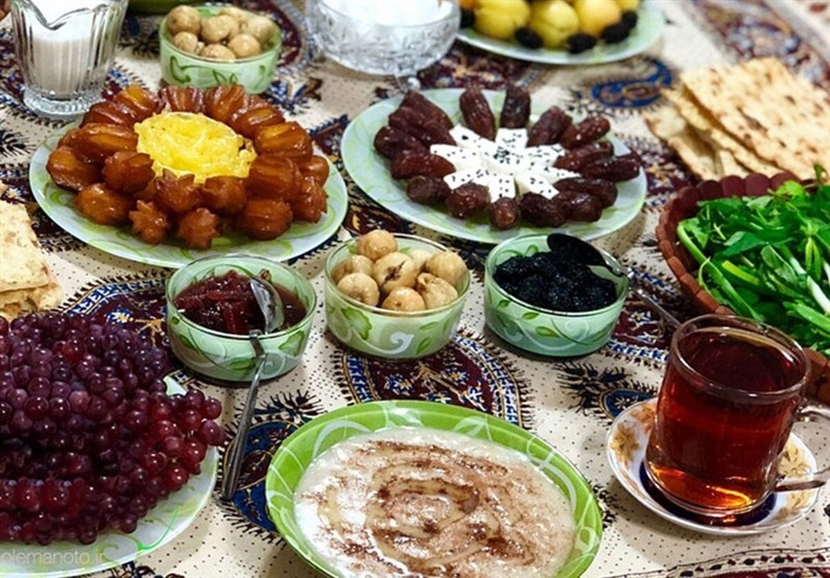خطرات نوشیدن بیش از حد آب در ماه رمضان