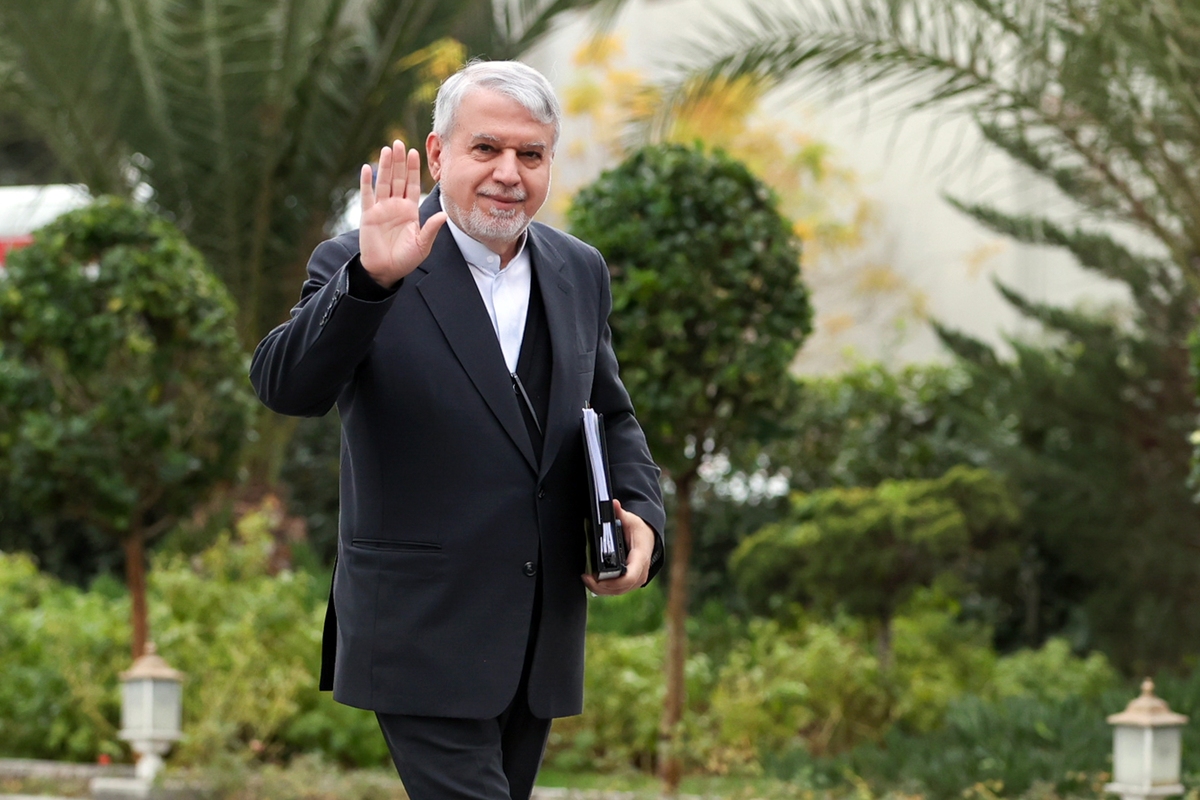 وزیر میراث فرهنگی: مناطق آزاد ظرفیت&zwnj;های خوبی برای گردشگری دارند