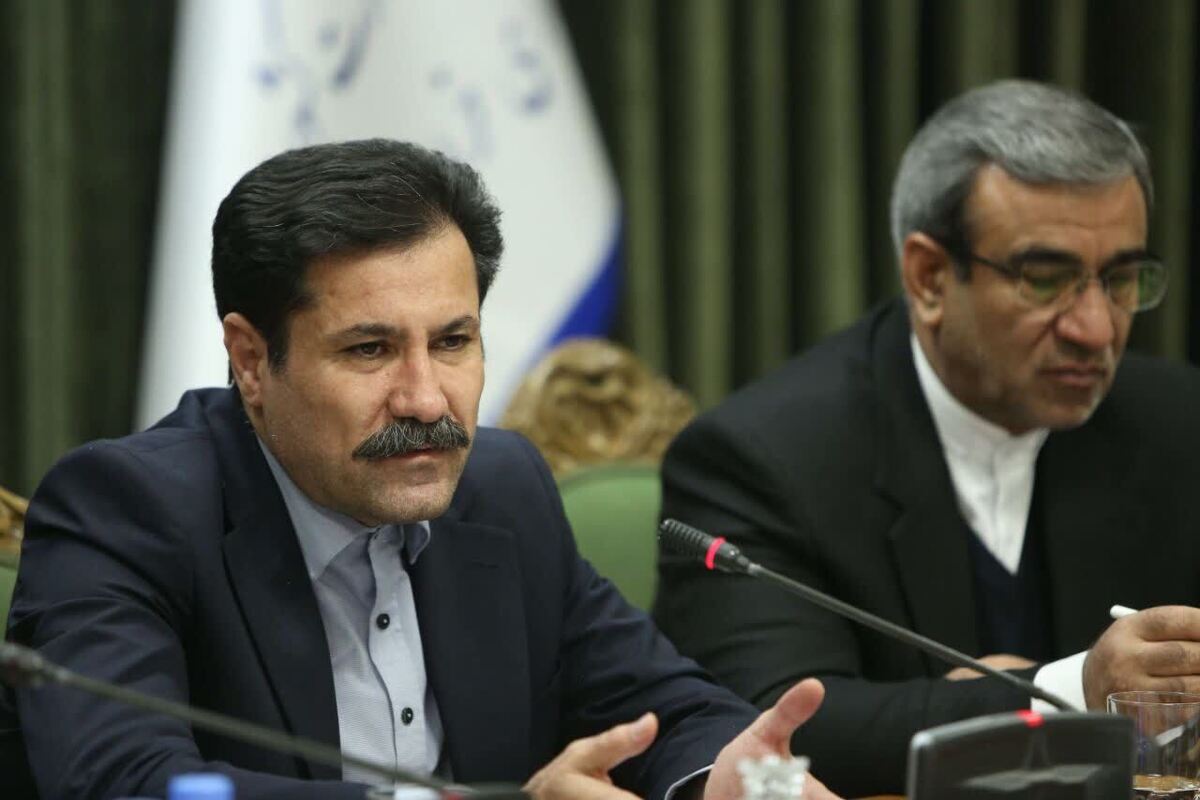 معاون رئیس&zwnj;جمهور در مشهد مطرح کرد: از واحد&zwnj;های راکد تا شهرک&zwnj;های خورشیدی؛ نقشه دولت برای توسعه خراسان رضوی