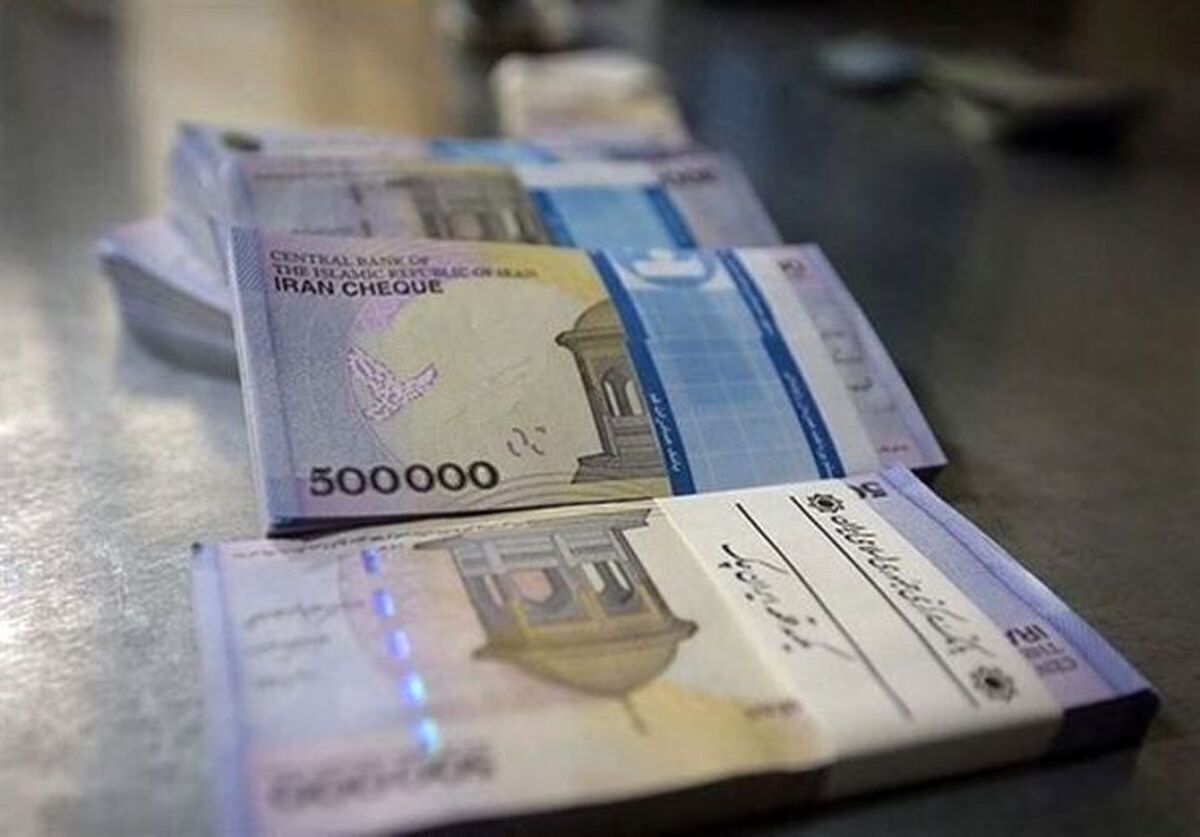 تسهیلات بدون سقف بانکی به تولیدکنندگان دام و طیور پرداخت می&zwnj;شود