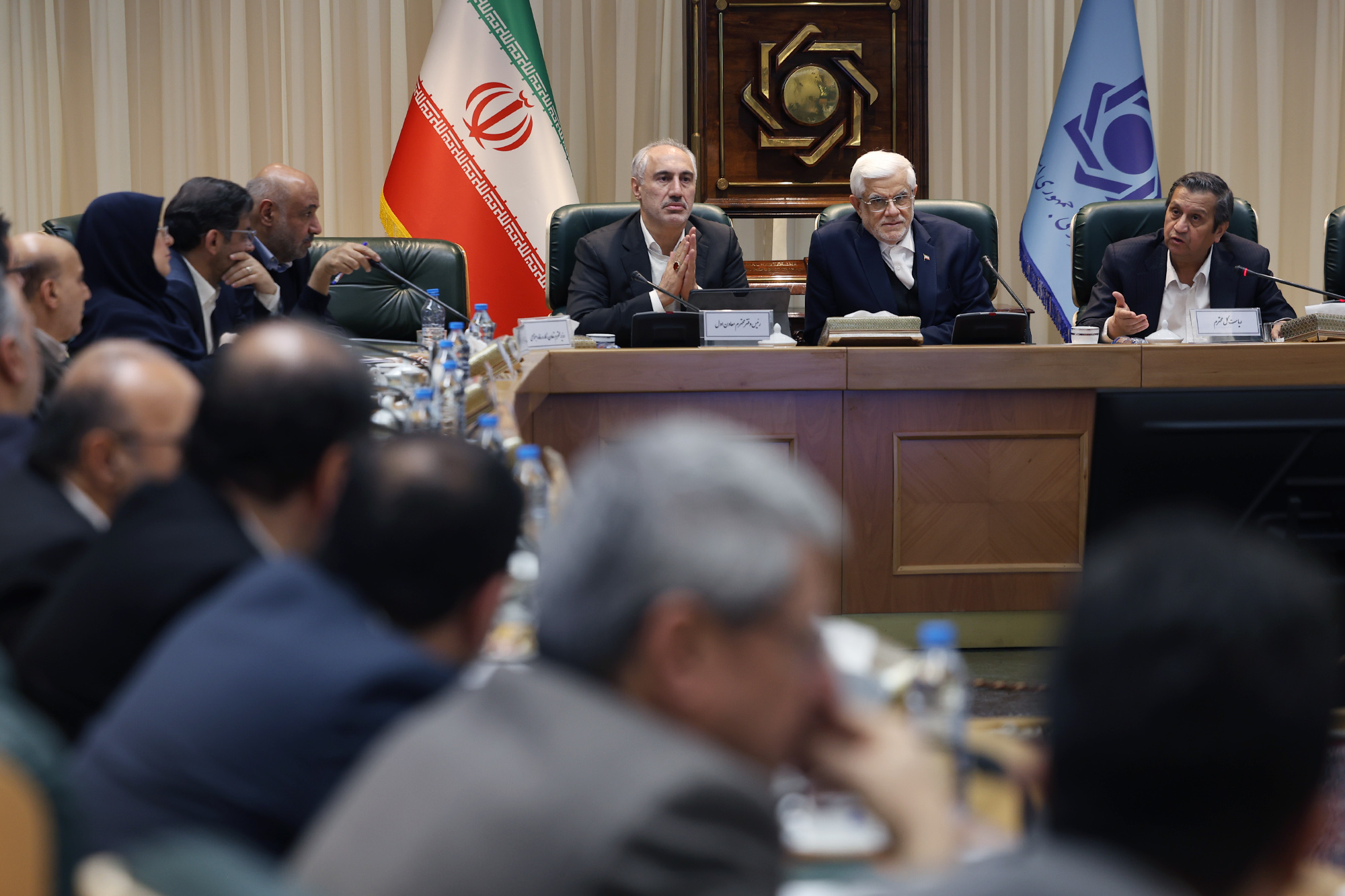 عارف: تأمین و تضمین امنیت غذایی و بهبود معیشت مردم اولویت دولت است