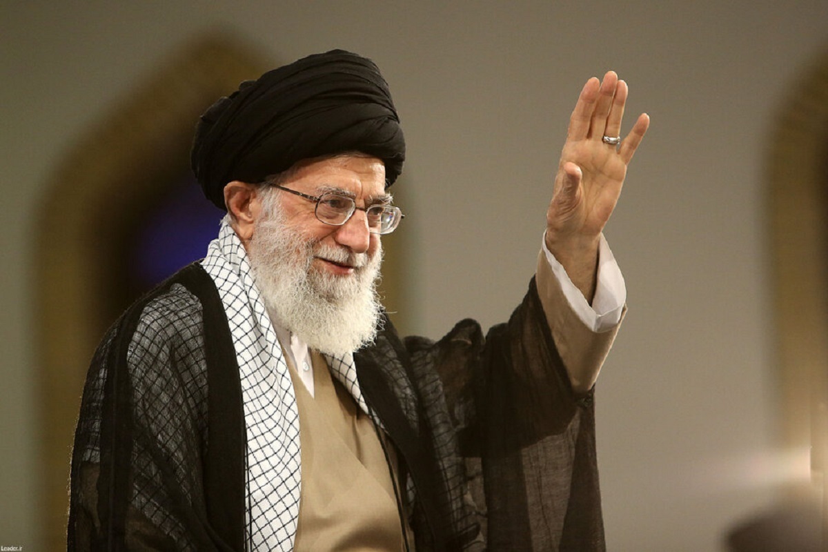 ویدئو | از عهد با امیرالمؤمنین(ع) تا آرزوی شهادت | روایت آیت الله العظمی خامنه&zwnj;ای از یک عمر مجاهدت