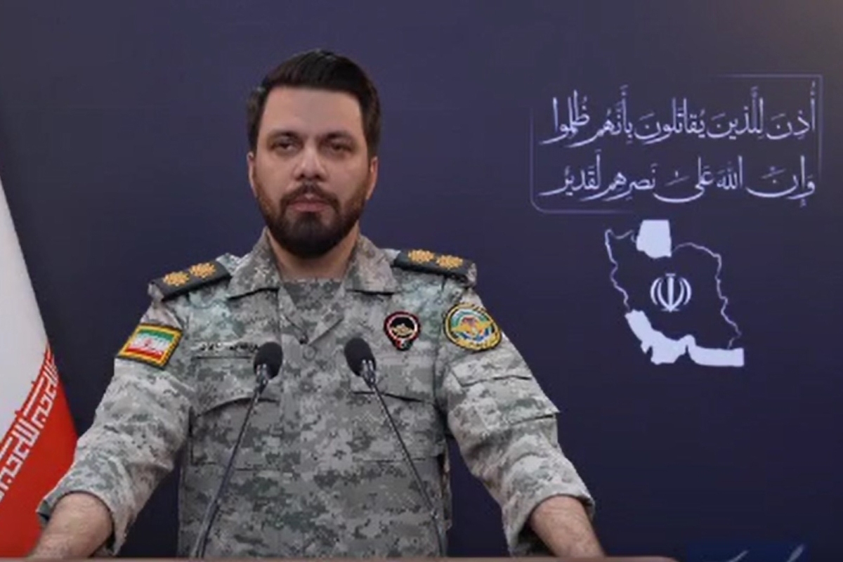 سخنگوی قرارگاه مرکزی خاتم‌الانبیا(ص): ایران هرگز مقابل آمریکا زانو نخواهد زد + فیلم