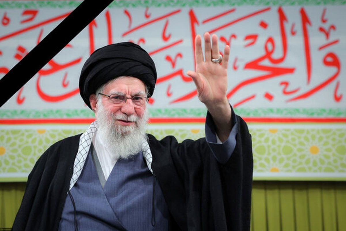 شعرهای جدید افشین علا در رثای رهبر شهید انقلاب و همسرشان