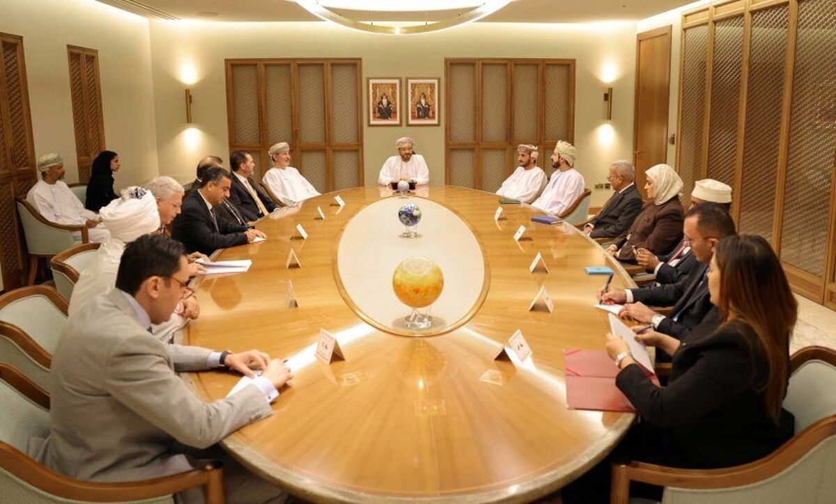 عمان خواستار فشار دیپلماتیک اعراب برای توقف جنگ علیه ایران شد