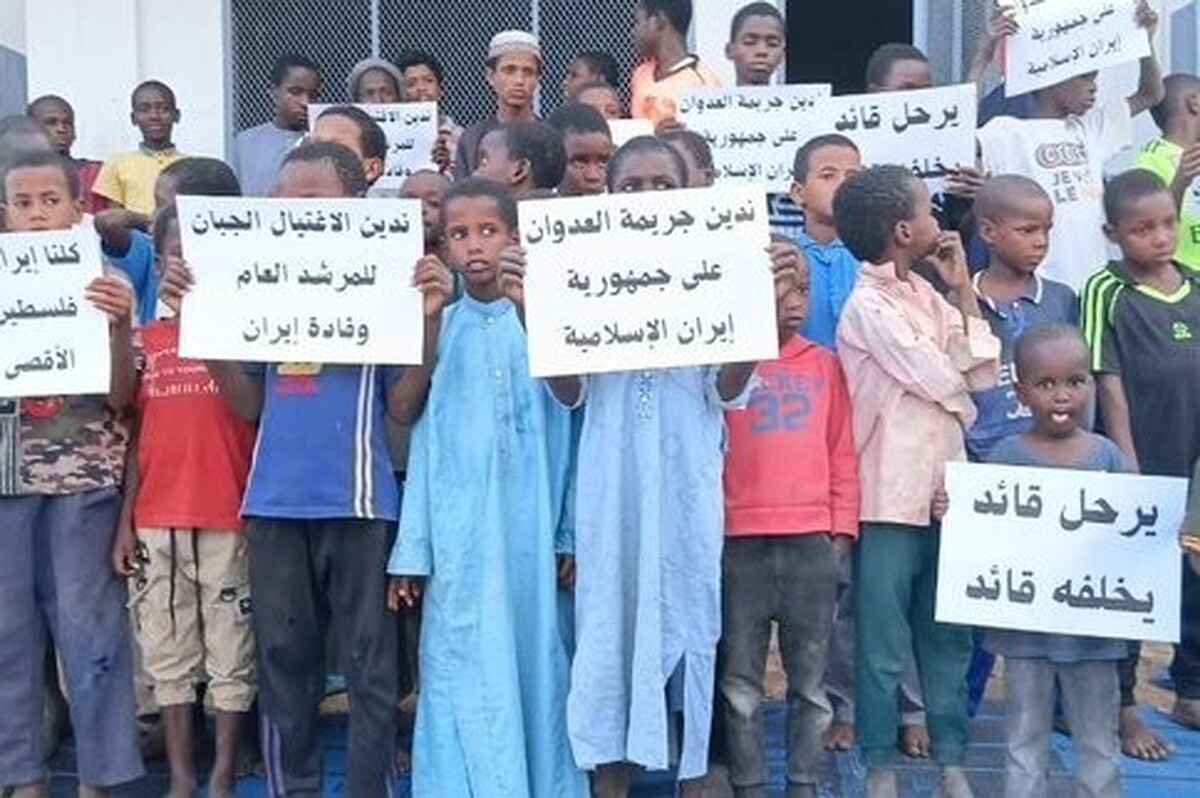 اجتماع دانش‌آموزان آفریقایی در محکومیت تجاوز آمریکا و رژیم صهیونیستی به ایران