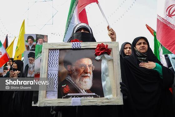 روایت بانوان مشهدی از حضور گسترده شان در راهپیمایی روز جهانی قدس| برای وطن و رهبرمان جان میدهیم روایت بانوان مشهدی از حضور گسترده شان در راهپیمایی روز جهانی قدس| برای وطن و رهبرمان جان میدهیم