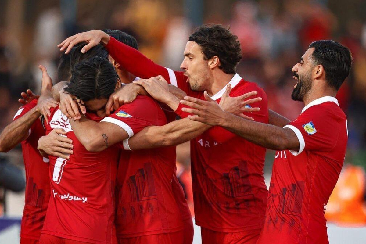 بررسی وضعیت لیگ برتر فوتبال بدون بازیکنان خارجی | پرسپولیس صلح می&zwnj;خواهد