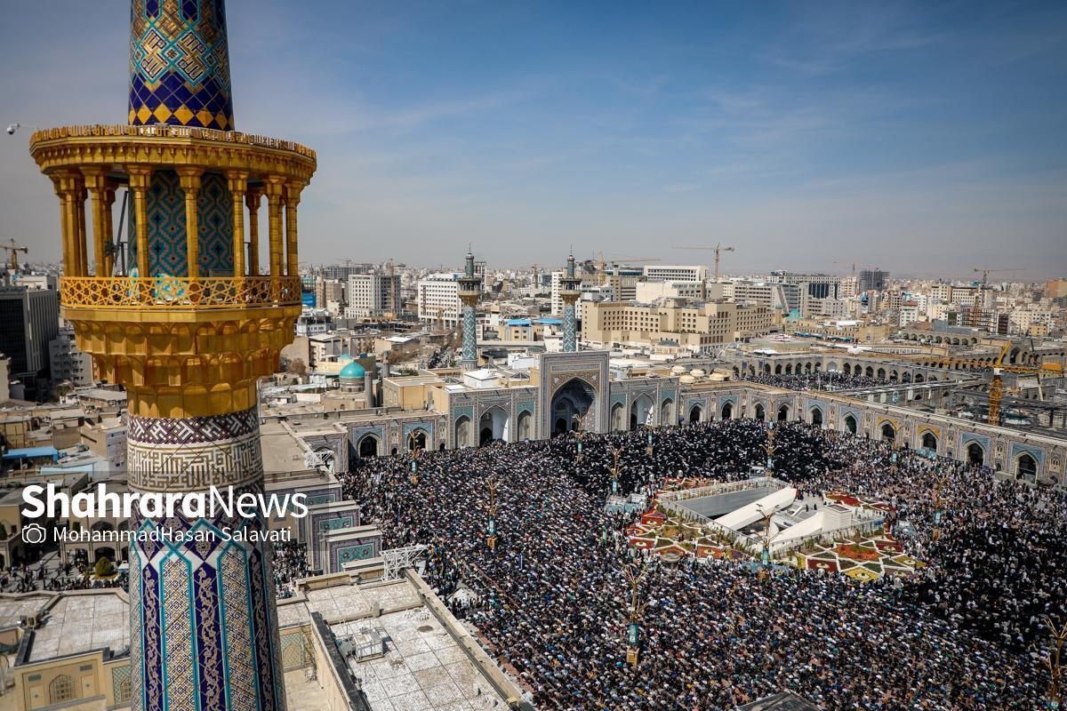 میزبانی ۱۲ هزار خادم رضوی از زائران در برنامه‌های تحویل سال ۱۴۰۵ و نماز عید فطر در حرم امام‌رضا(ع)