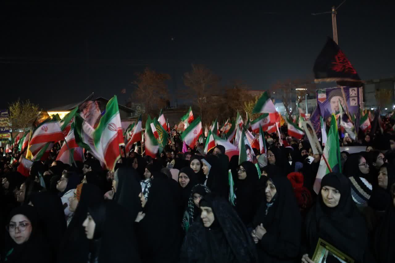 شهردار مشهد: قدرت نظامی ایران دشمن را سردرگم و عاجز کرده است | ملت ایران با عزت در مقابل دشمنان ایستاده است شهردار مشهد: قدرت نظامی ایران دشمن را سردرگم و عاجز کرده است | ملت ایران با عزت در مقابل دشمنان ایستاده است